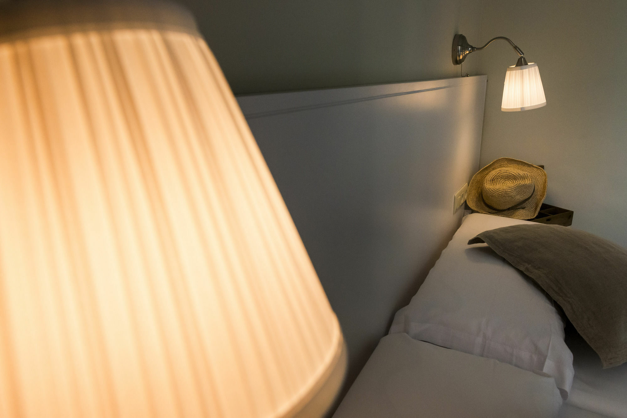 Four Petals Barcelona Boutique Apartments Екстер'єр фото