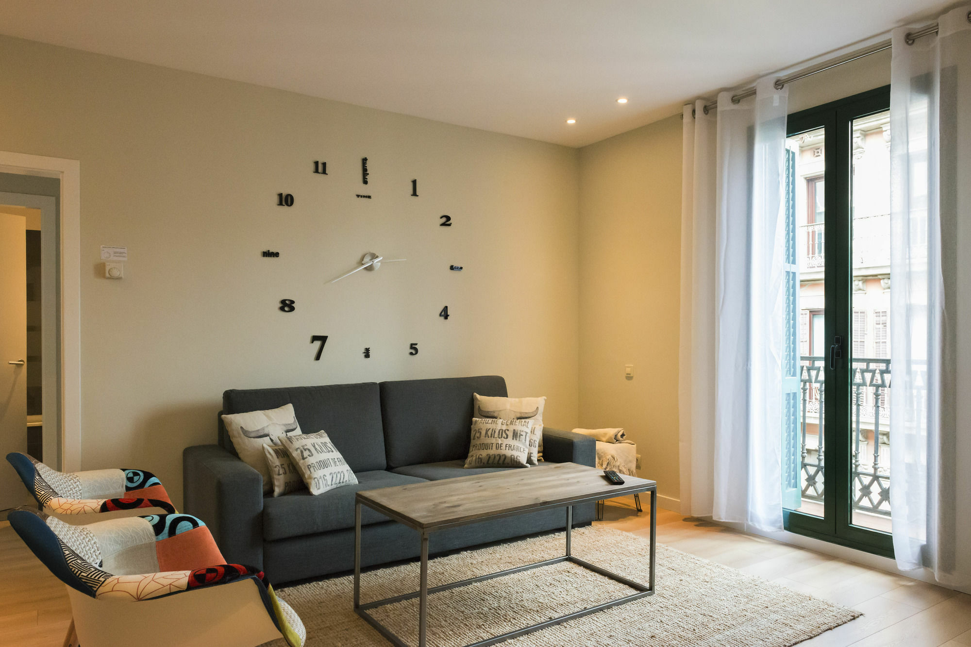 Four Petals Barcelona Boutique Apartments Екстер'єр фото